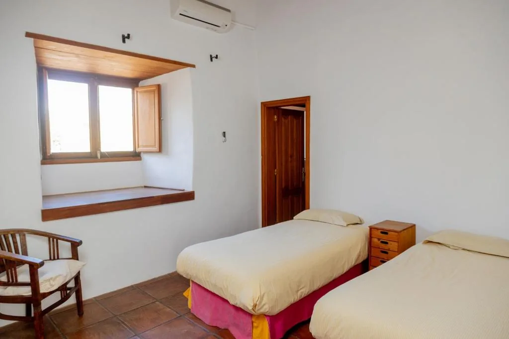 Two bedroom villa (4 adults) — Finca Tomaren