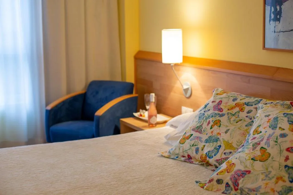 Superior Double Room — Flag Hotel Valencia
