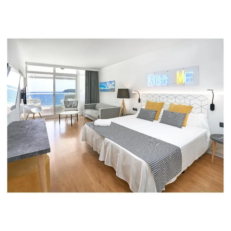 Junior Suite con vasca idromassaggio, letto balinese in terrazza e accesso alla spa — Flamboyan Caribe Hotel & Spa