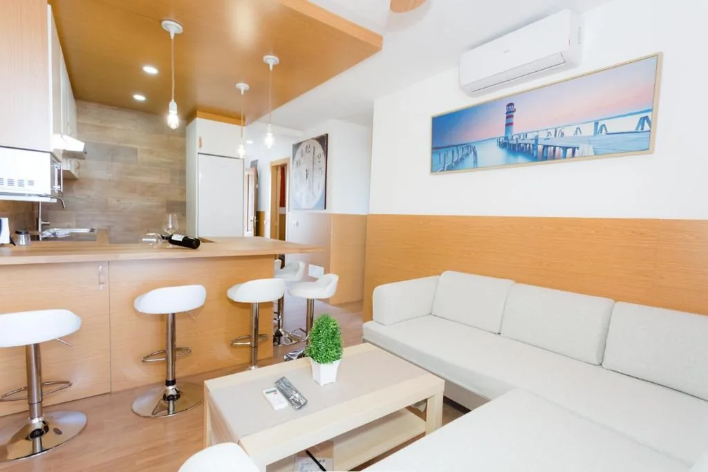 Casa com 3 quartos — Flamingo Friendly Holiday Home