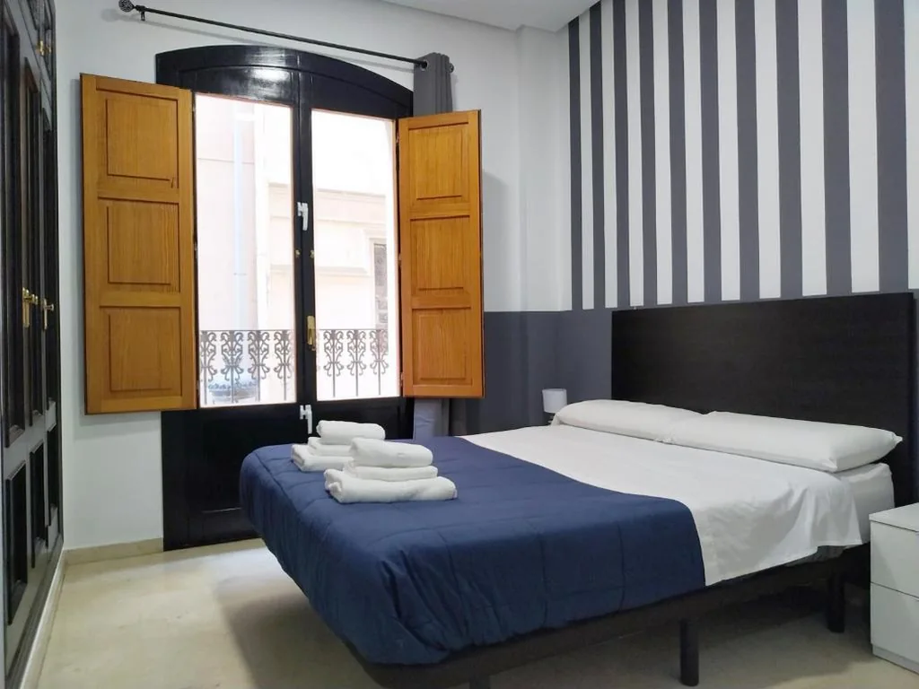 Kleines Doppelzimmer — Flats Friends Plaza de la Reina