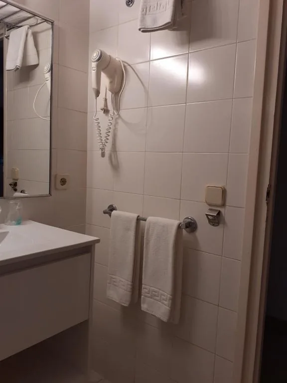 Habitación Triple (2 adultos + 1 niño) — Florida