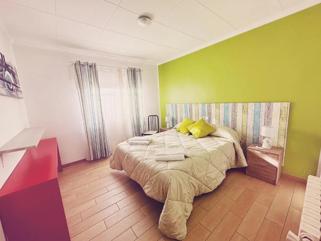 Tweepersoonskamer met eigen badkamer — Fonda Aparicio