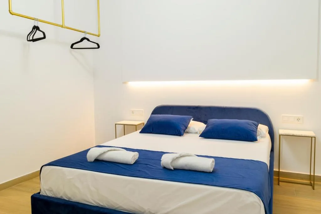 Tweepersoonskamer met eigen badkamer — Forata lofts