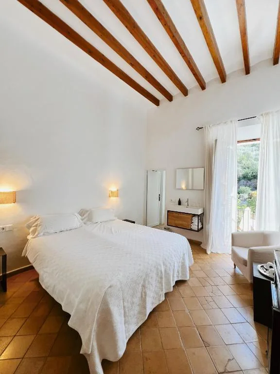 Fornalutx Petit Hotel - Bed & Breakfast