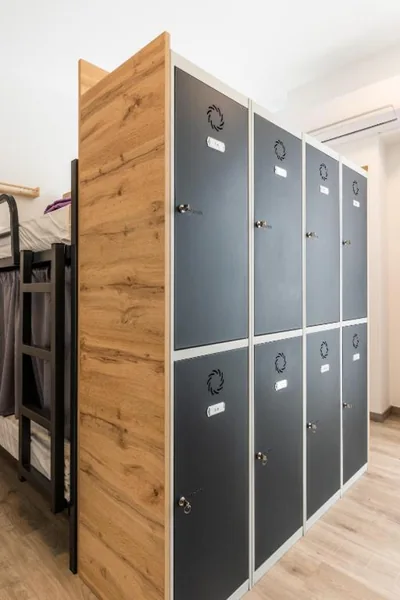 Four Rooms Hostel — foto 10