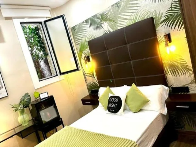 Habitación Doble con baño privado — Front Arc