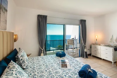 FRONTLINE VILLA 25, Modern Coastal Design with Amazing Views — photo 2