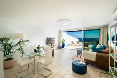 FRONTLINE VILLA 25, Modern Coastal Design with Amazing Views — photo 6