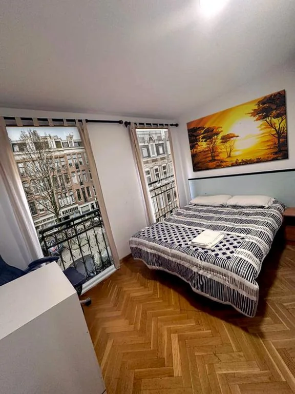 Appartement met balkon — FUENCARRAL BARCELO Apartaments PARKING TPH