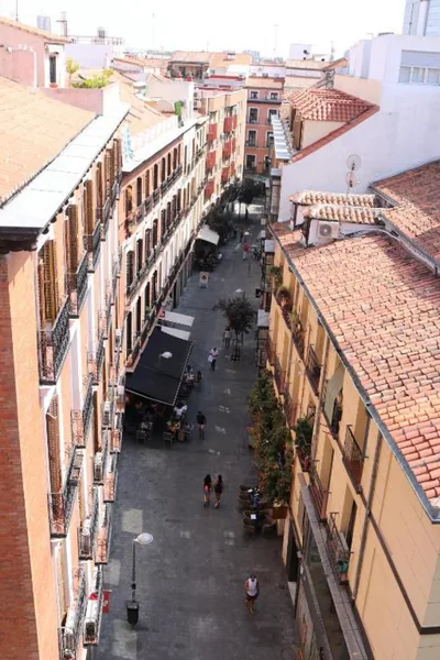 Fuencarral Rooms — Foto 11