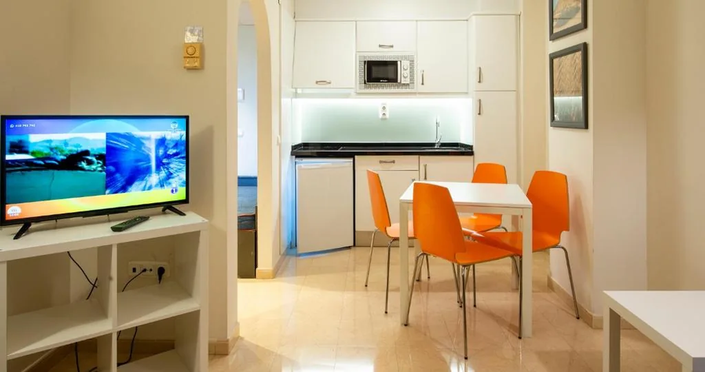 Appartamento con 1 camera da letto (2 adulti) — Fuengirola Beach Apartamentos Turísticos