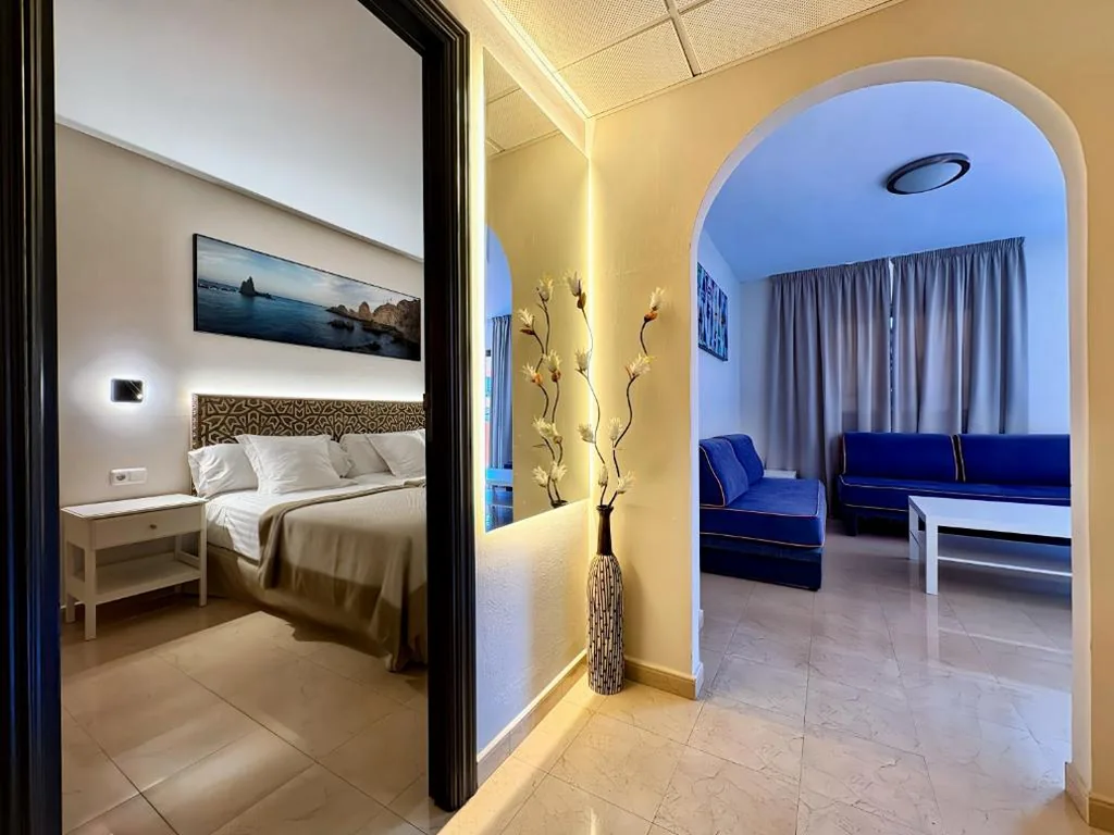 Suite Standard — Fuengirola Beach Apartamentos Turísticos