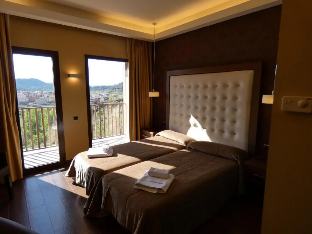 Superior-Doppelzimmer mit 2 Betten — Fuente del Miro