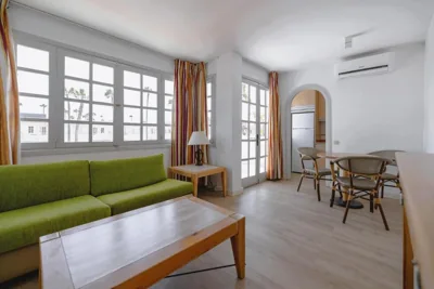 Fuentepark Apartments — photo 4