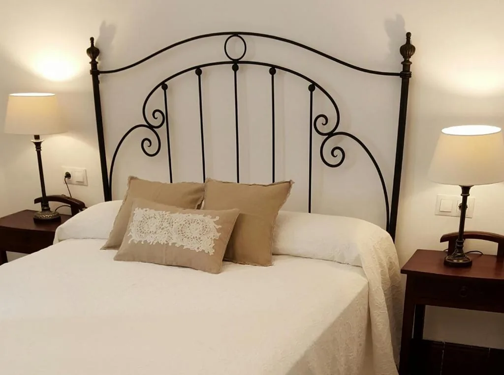 Chambre avec grand lit — Fuentepiedra Casa Rural Categoría Superior