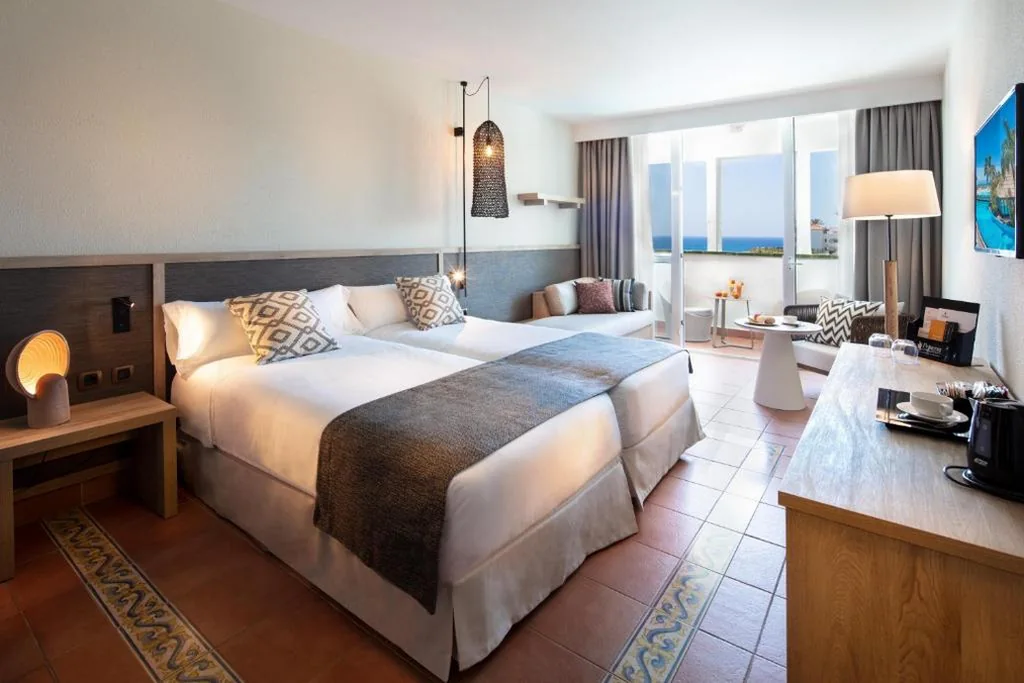 Habitación Doble Estándar con vistas al mar (2 adultos) - 2 camas — Fuerteventura Princess