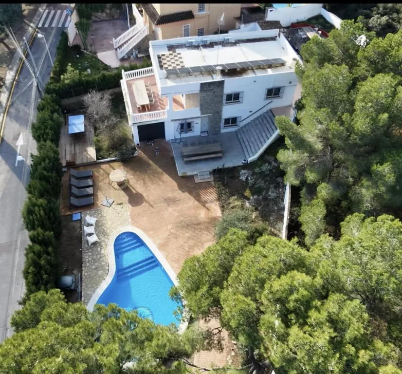 Villa — Fully private villa for 12p with large pool in Valencia-Náquera