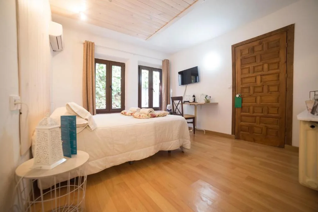 Budget-Doppel- oder Zweibettzimmer (Erdgeschoss) — Gala Placida 1923