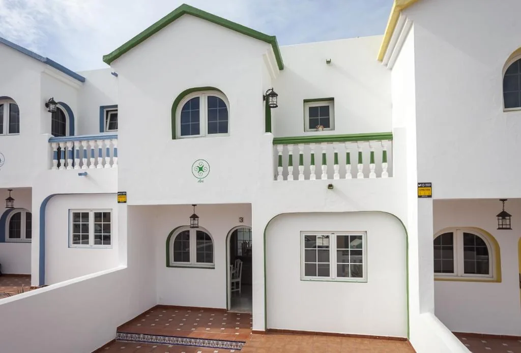 Villa privada — Galera Beach Boutique Art Villas with Private Pools, Free Wifi & BBQ, Corralejo by Amazzzing Travel