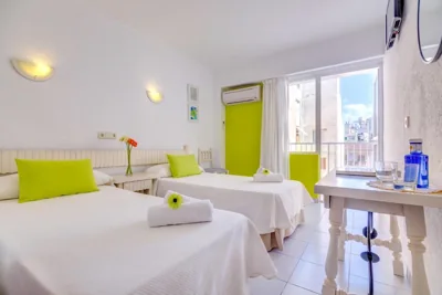 Garau Petit Hotel — foto 2