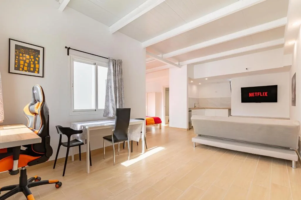 Garden House - La Isleta