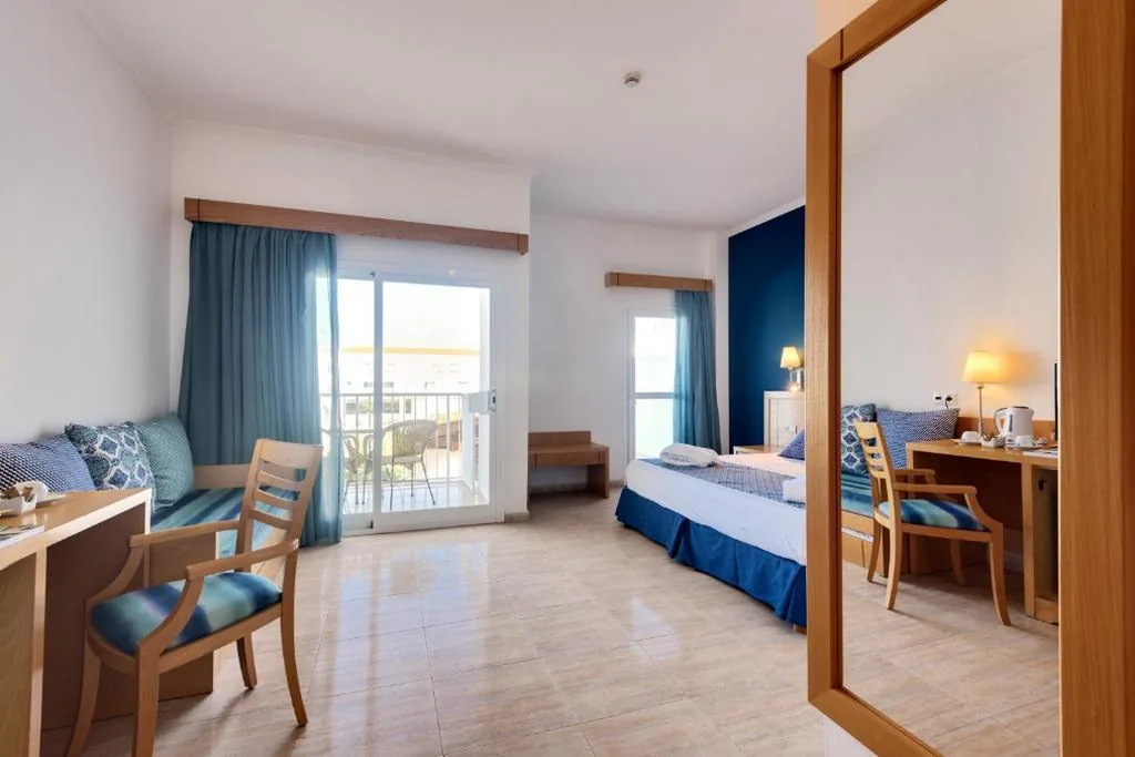 Chambre supérieure (2 adultes) — Garden Playanatural - Adults Only
