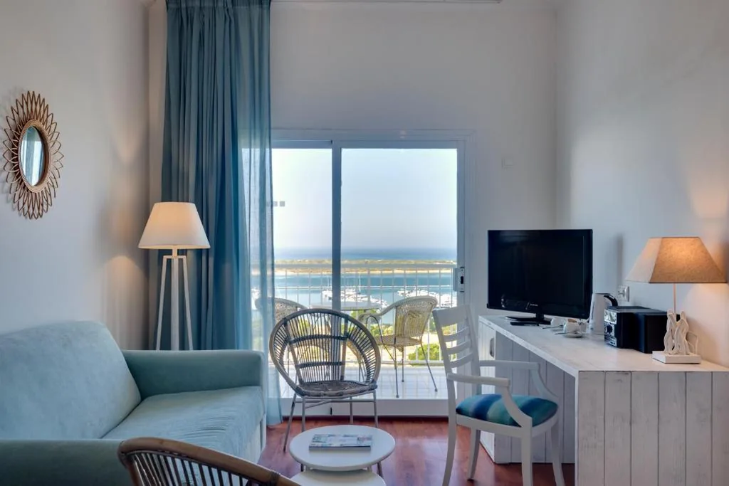 Suite junior avec vue sur la mer (2 adultes) — Garden Playanatural - Adults Only