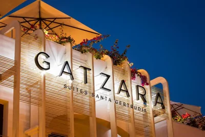 Gatzara Suites Santa Gertrudis — Foto 10