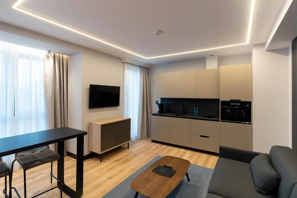 Appartamento con 1 camera da letto — Genteel Home Mauro Suites