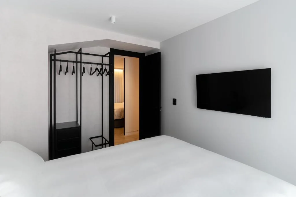 Appartamento con 2 camere da letto — Genteel Home Mauro Suites