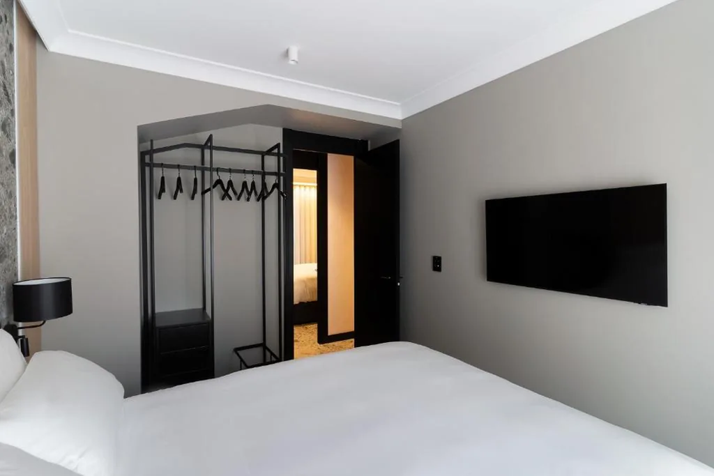 Appartamento con 2 camere da letto — Genteel Home Mauro Suites