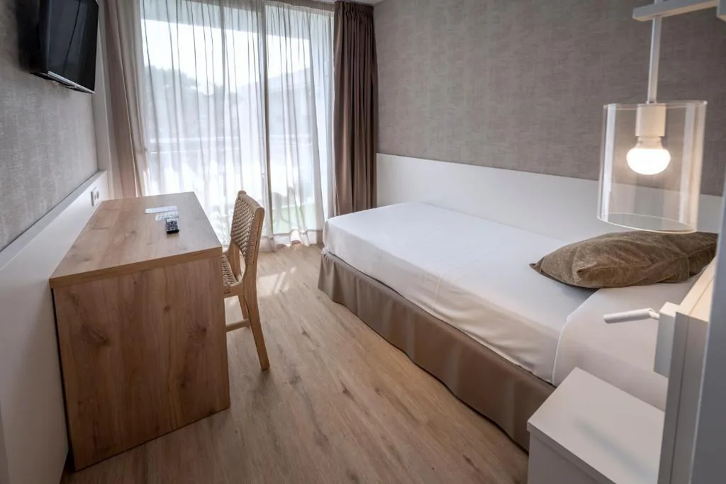 Quarto Individual — GHT Costa Brava & Spa