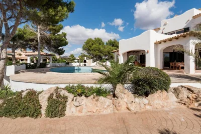 Gigantische Villa mit Meerblick, Panoramablick & Pool-Oase — foto 4