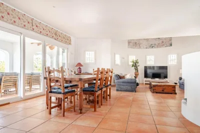 Gigantische Villa mit Meerblick, Panoramablick & Pool-Oase — foto 12