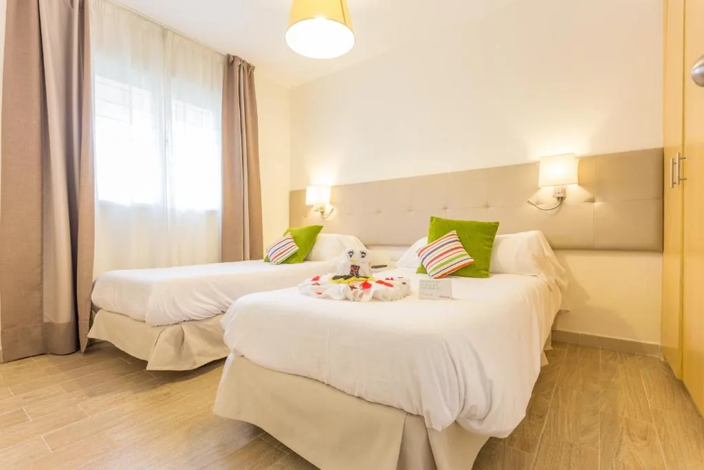 Apartamento de 1 dormitorio (2 adultos) — Globales Janeiro