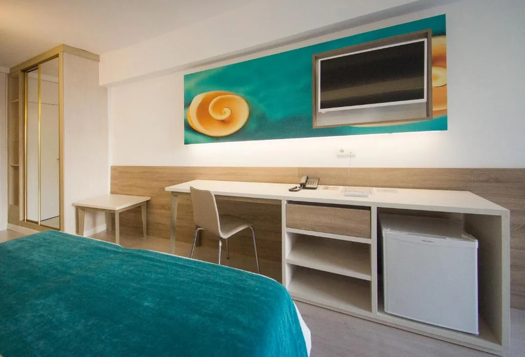 Doppelzimmer mit Poolblick – 1 oder 2 Betten — Globales Panamá - Adults Only