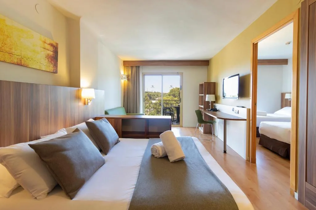 Suite familiare (2 adulti) — Golden Avenida Family Suites 4 Sup