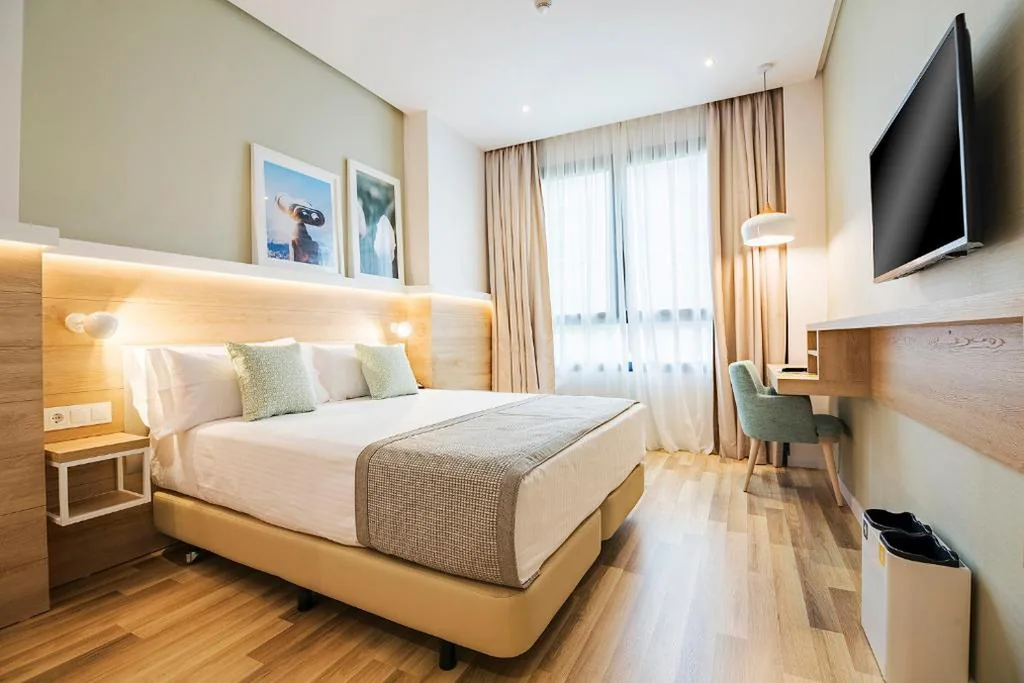 单人间 — Golden Hotel Barcelona