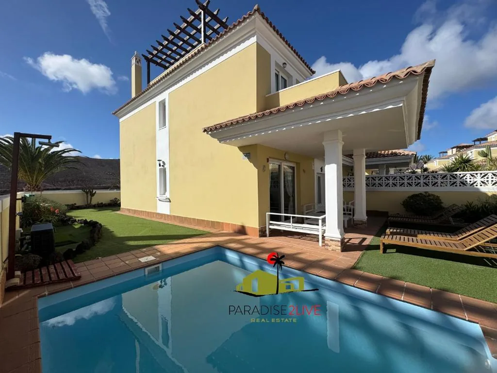 Villa con 3 camere da letto — Golden Park