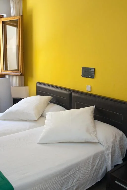 Habitación Doble - 2 camas — Gran Hostal San Segundo