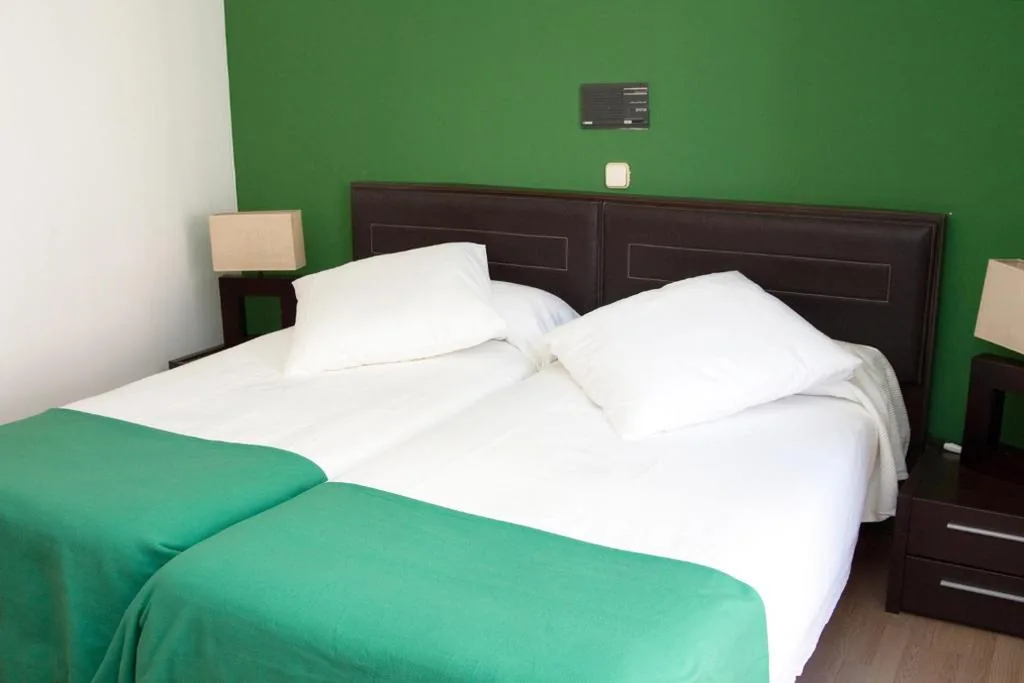 Habitación Doble Estándar — Gran Hostal San Segundo