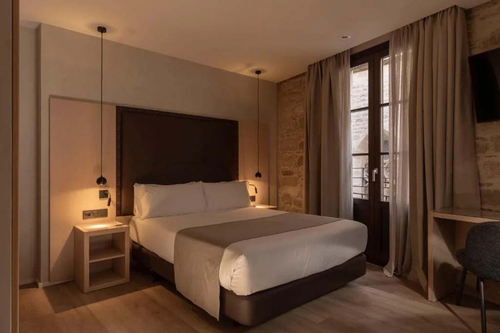 Habitación Superior — Gran Hotel Barcino 4 Sup