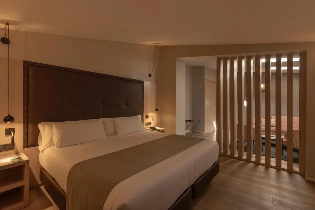 Suite — Gran Hotel Barcino 4 Sup