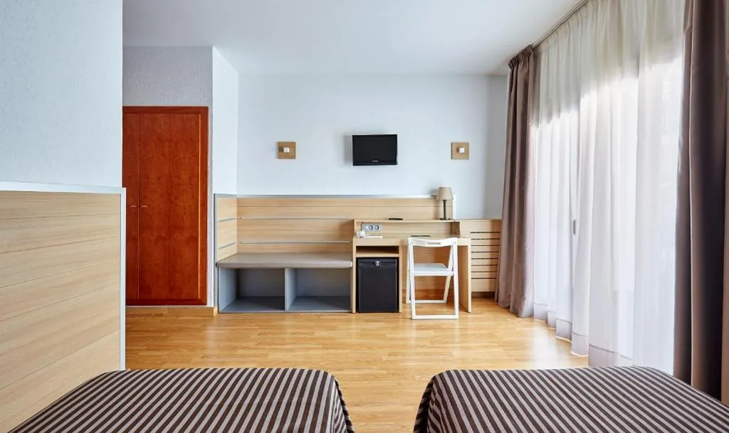 Standard Double or Twin Room with parking included — Gran Hotel Flamingo-Adults Only older 18 years old