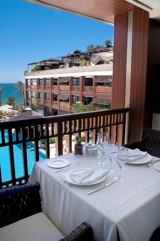 Habitación Doble Superior con vistas - 1 o 2 camas — Gran Hotel Guadalpín Banus