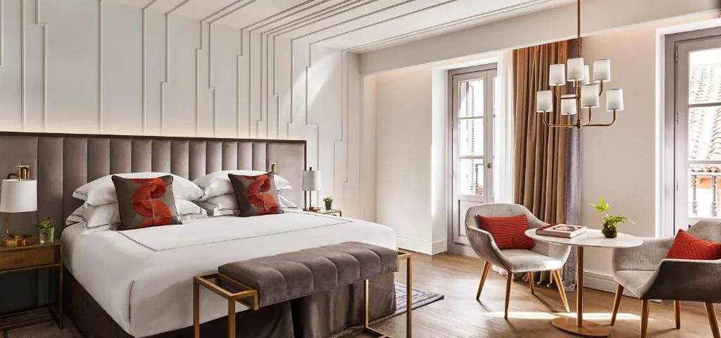 Quarto Premium — Gran Hotel Inglés - The Leading Hotels of the World