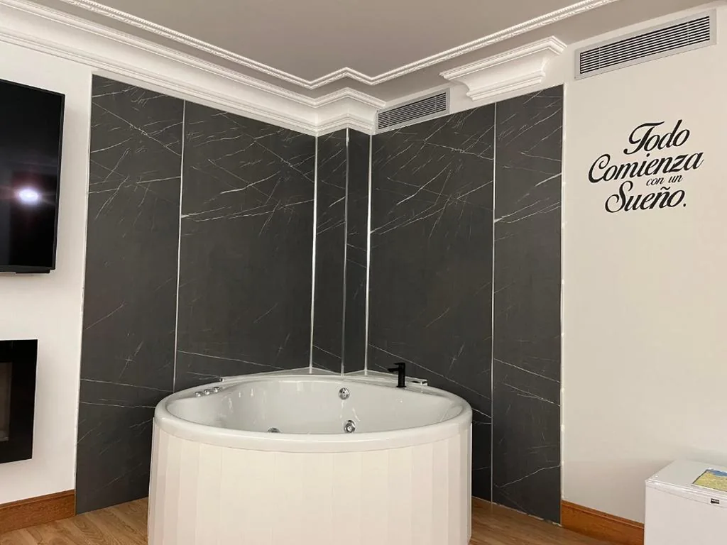ジェットバス付きデラックススイート — Gran Hotel Liber & Spa Playa Golf