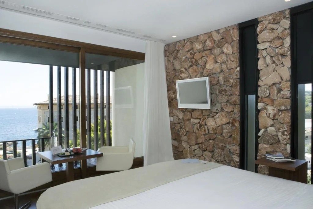 Dreamer-Doppelzimmer mit Pool — Gran Hotel Maricel by Hospes, a Member of Design Hotels