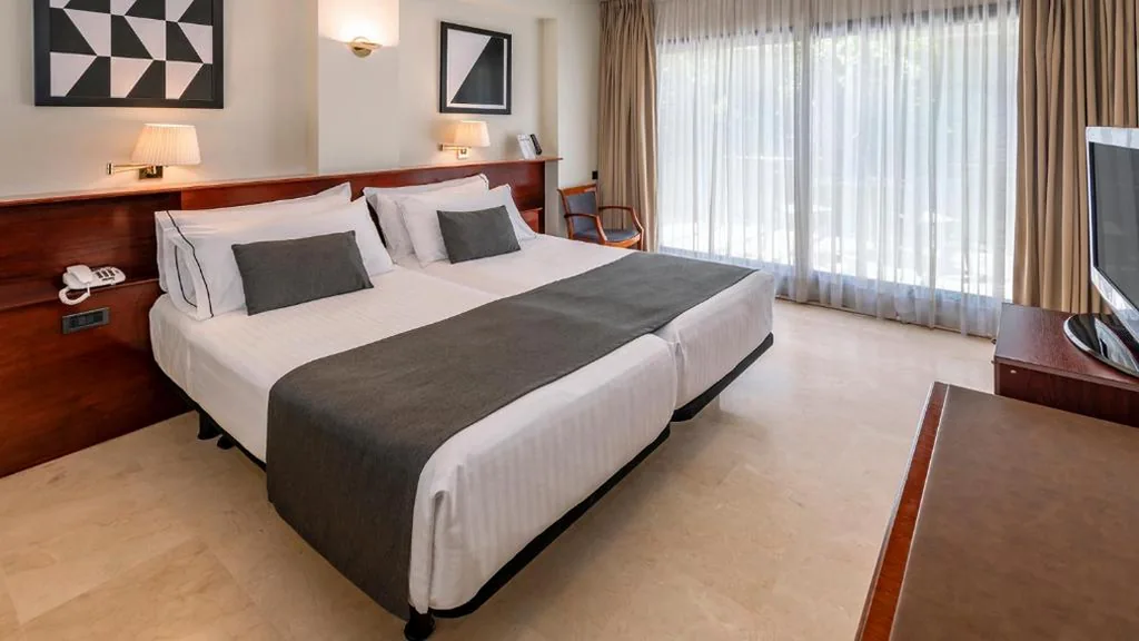 Double Room - 1 or 2 Beds — Gran Hotel Rey Don Jaime